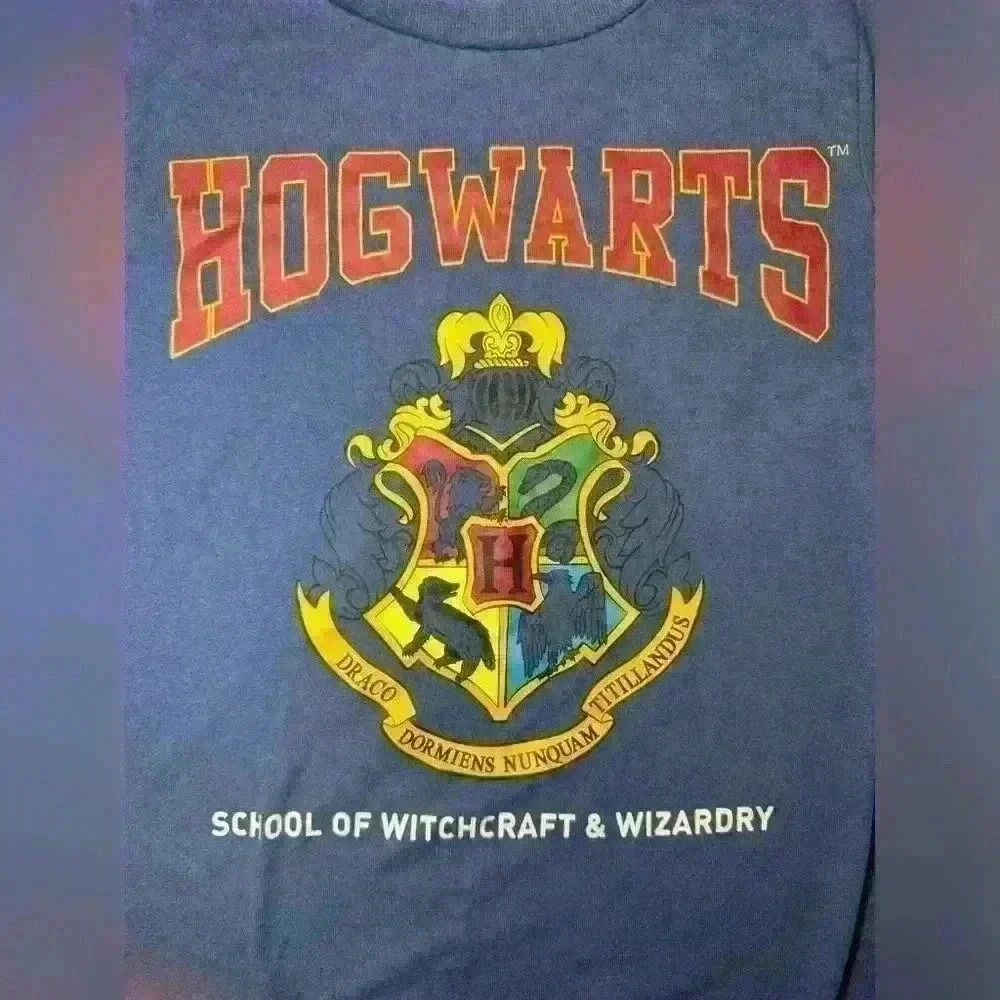 Harry Potter Hogwarts Graphic TShirt Blue Girls Size Large​ - Picture 3 of 4